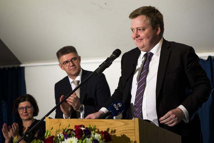 Sigmundur Davíð Gunnlaugsson, formaður Miðflokksins (t.h.) og varaformaðurinn Gunnar Bragi Sveinsson (fyrir miðju).