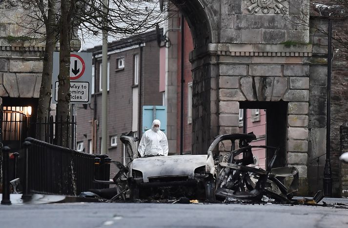 Sendiferðabílnum hafði verið komið fyrir nærri dómshúsi á Bishop Street.