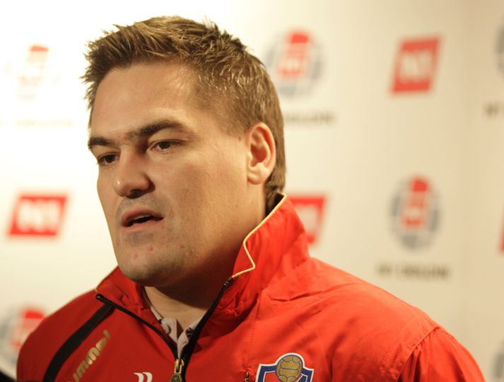 Aron Kristjánsson.