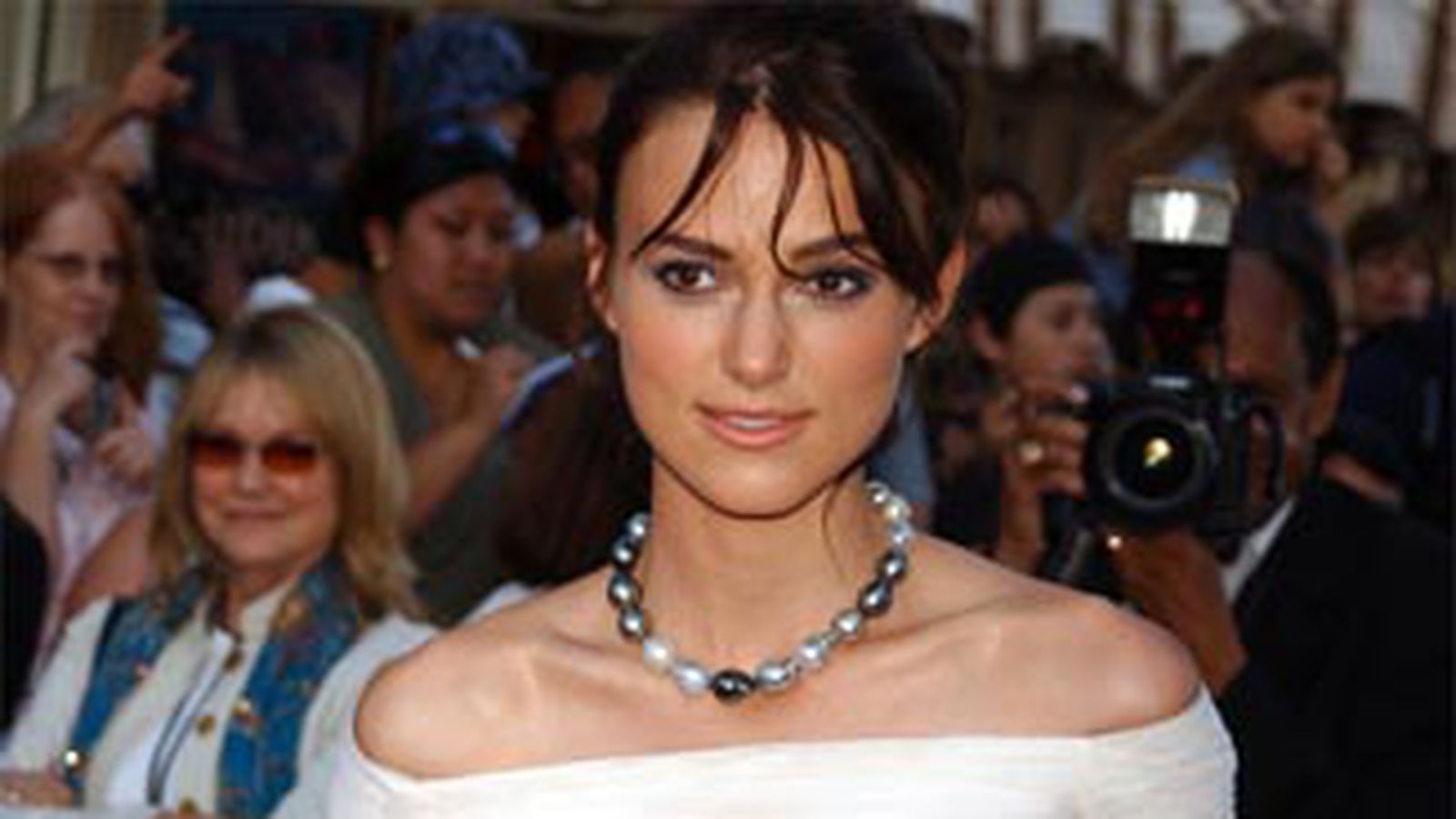 M??nar t??ttur eru ekta Keira Knightley V??sir