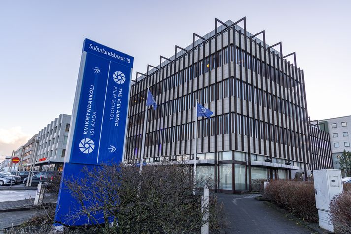Kvikmyndaskóli Íslands bauð fyrst upp á nám árið 1992.