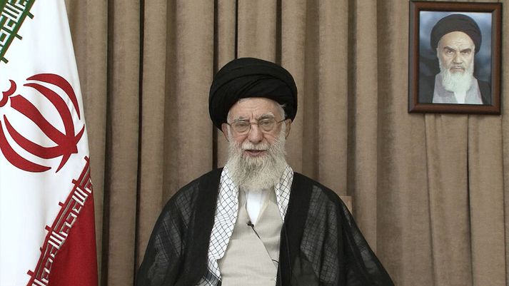 Stjórnvöld í Teheran, með æðstaklerkinn Ayjatollah Ali Khameini í broddi fylkingar eru sögð standa í umfangsmiklum hreinsunum. 