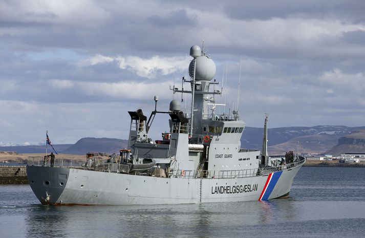 Ef engar vísbendingar verða komnar fyrir miðnætti þá verður gert hlé á leit.
