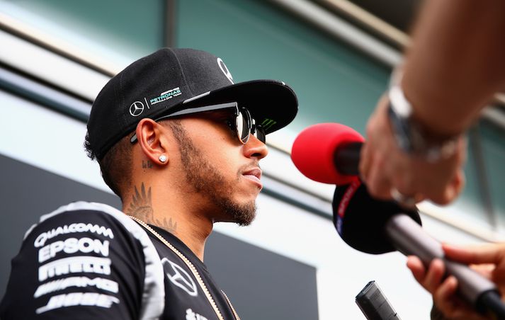 Lewis Hamilton hefur verið óheppinn í byrjun tímabils.