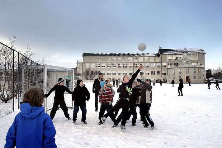 Oft eru frímínútur erfiðar þeim sem lagðir eru í einelti. Skýrt skal tekið fram að myndin tengist ekki efni fréttarinnar sérstaklega. fréttablaðið/gva