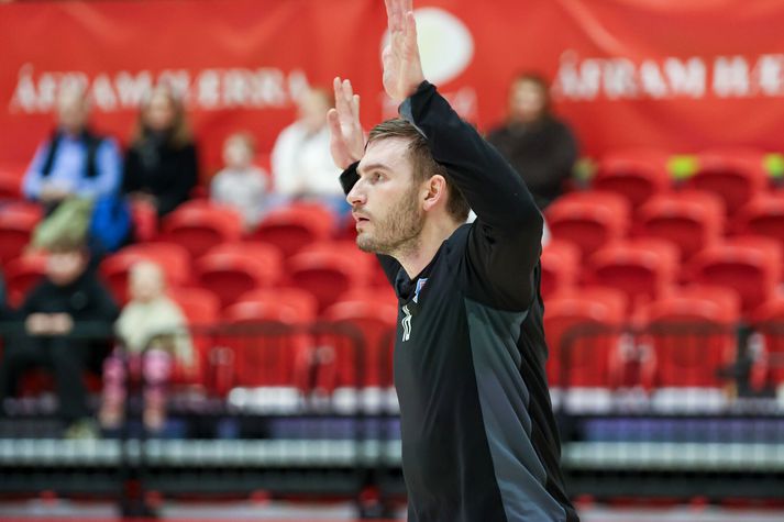 Ágúst Elí Björgvinsson átti stórleik í marki KA í Vestmannaeyjum í kvöld.