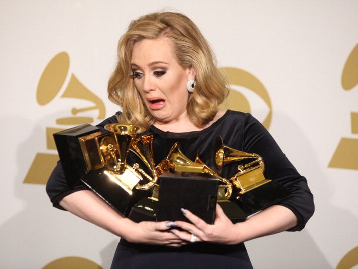 Adele á orðið eitthvað af verðlaunagripum.