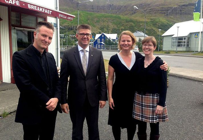 Gunnar Bragi Sveinsson utanríkisráðherra opnaði miðstöðina í gær.