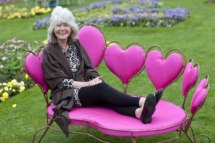 Lafði Jilly Cooper varð 88 ára.