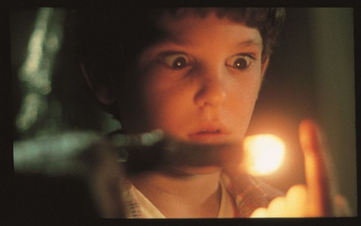 E.T. the Extra-Terrestrial frá árinu 1982 er ein af ástsælustu fjölskyldumyndum kvikmyndasögunnar. 