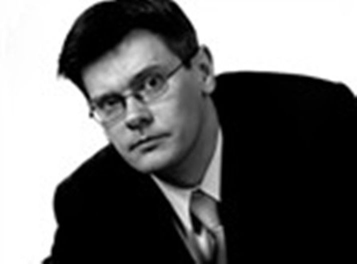 Deilt er um hvort Rúnar Sigurpálsson hafi haft umboð til að framkvæma tugmilljónaviðskipti fyrir hönd Estia.