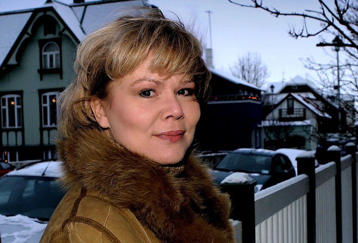 Tinna Gunnlaugsdóttir þjóðleikhússtjóri ætlar að fara með hluverk í Karma.