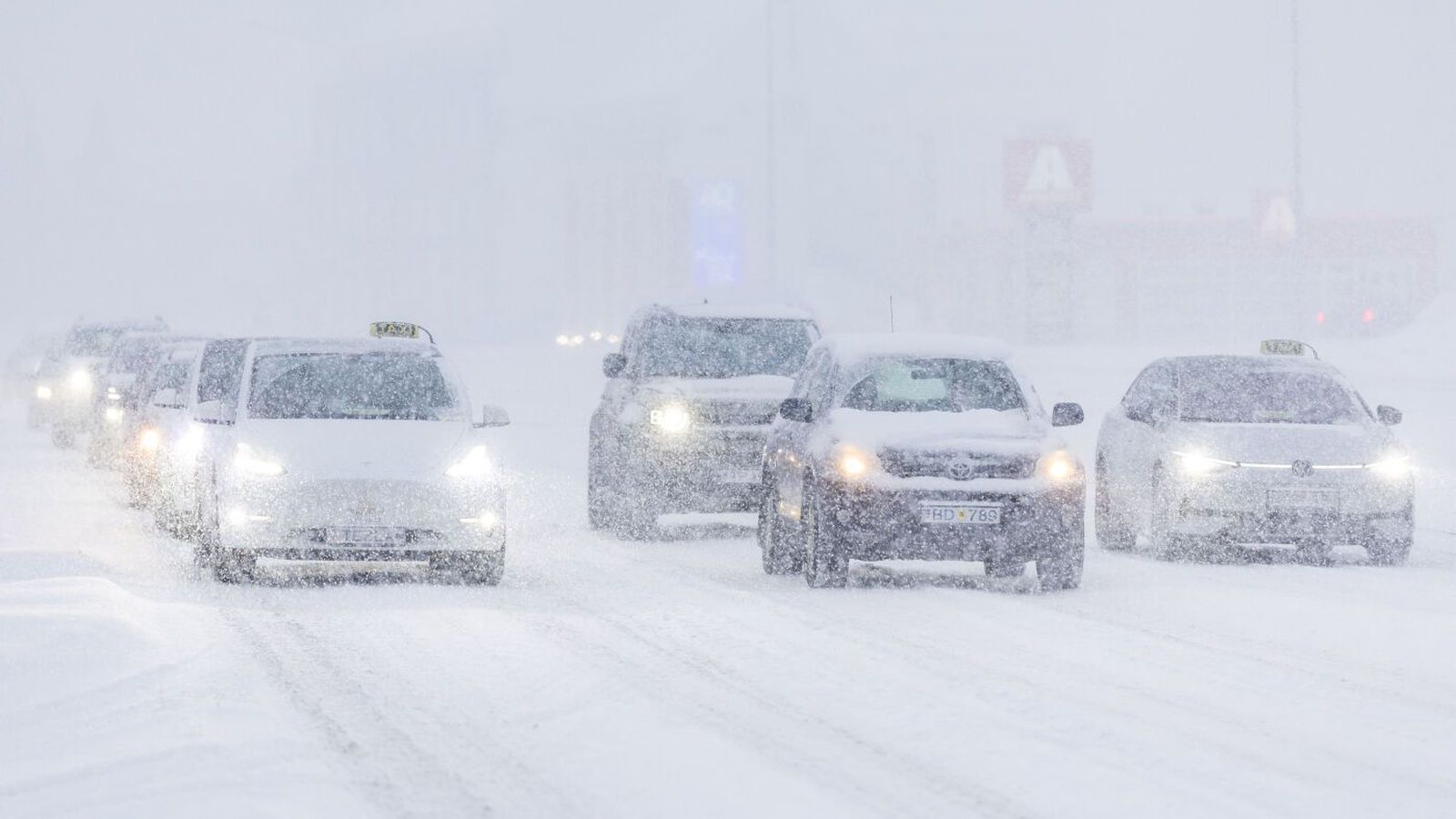 Vaktin: Þjóðin býr sig undir ill­viðri