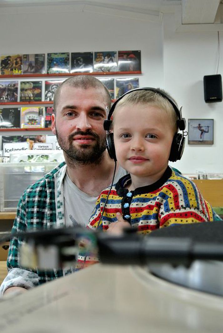 Árni Grétar stofnaði Möller Records ásamt Jóhanni Ómarssyni árið 2011.