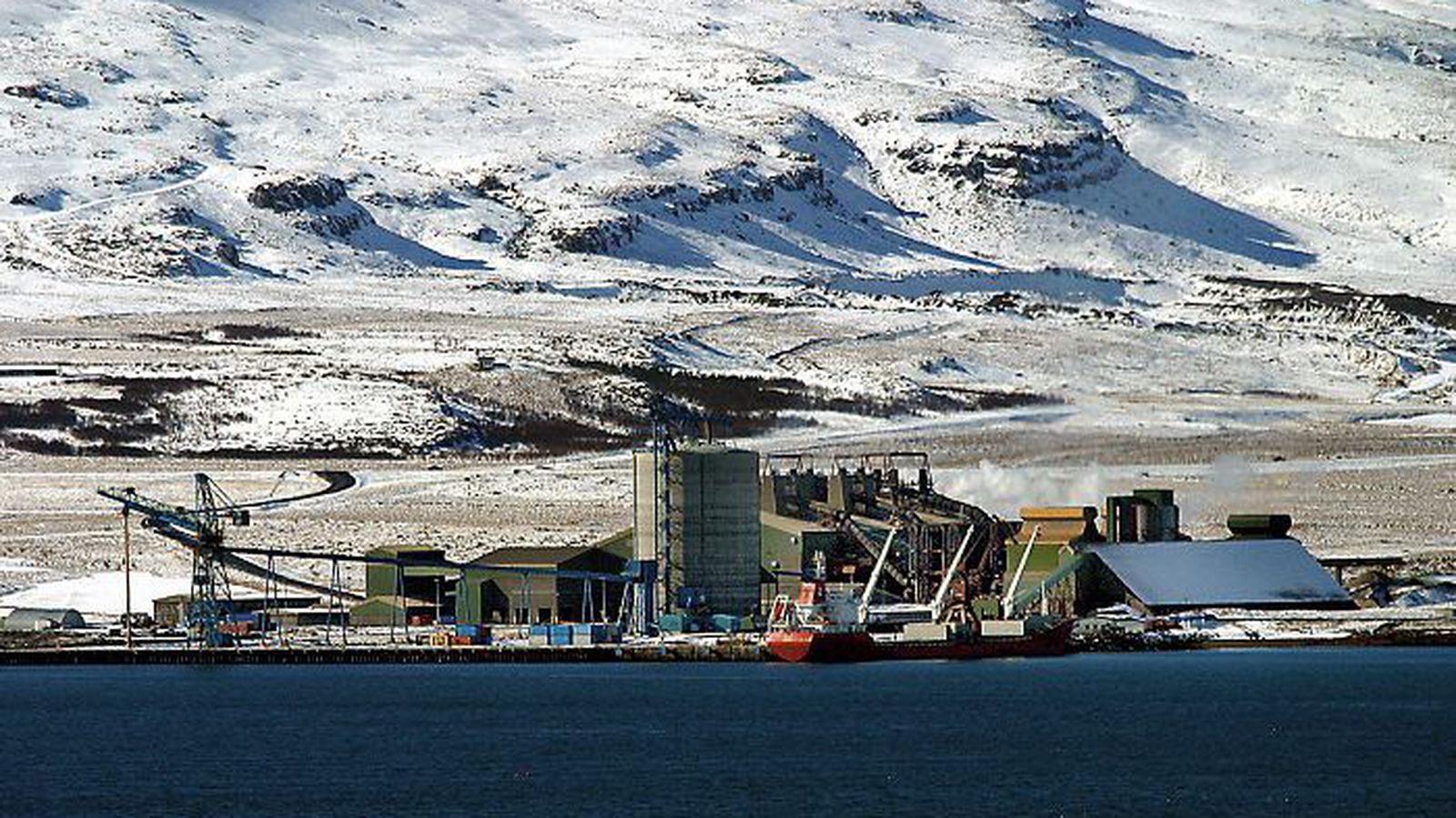 Ís­land ekki undan­þegið verndar­tollum ESB á kísilmálm