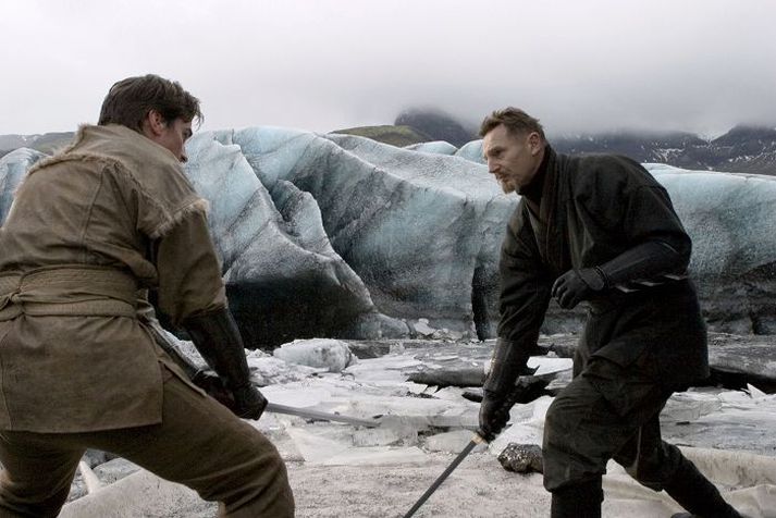 Leikararnir Christian Bale og Liam Neeson að leika í Batman-mynd á Svínafellsjökli. Hollywood-myndir hafa stóraukið frægð íslensku skriðjöklanna á undanförnum árum.