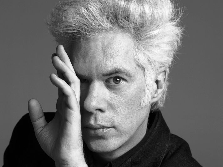 Leikstjórinn Jim Jarmusch er sérstakur í útliti og líkist helst rokkstjörnu.