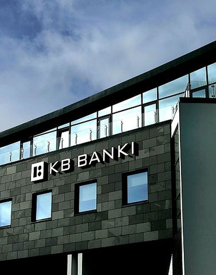 Greining Glitnis hefur hækkað verðmat sitt á Kaupþingi úr genginu 968 krónum á hlut í 1.171.