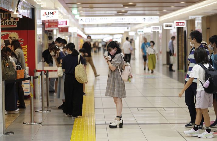 Japanskir fjölmiðlar segja samdráttinn ekki hafa verið verri frá seinni heimsstyrjöldinni en samkvæmt AP fréttaveitunni segja yfirvöld í Japan að sambærilegar mælingar hafi byrjað árið 1980.