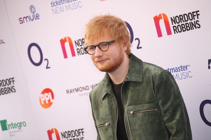 Sheeran naut aðstoðar margra af vinsælustu tónlistarmanna heims við gerð plötunnar.