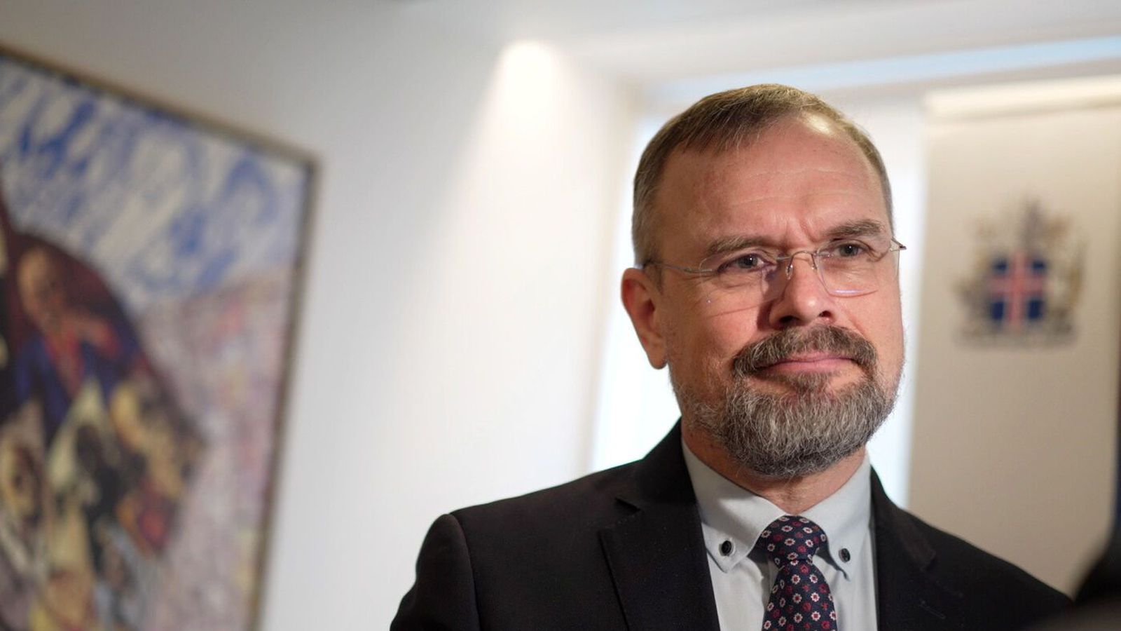 Bein út­sending: Nýsköpunarþing 2025 - Ís­land í stóru myndinni