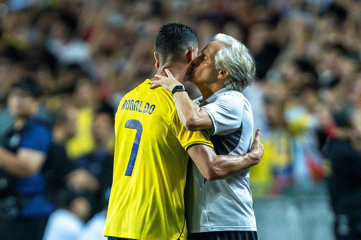 Jorge Jesus og Cristiano Ronaldo unnu sádiarabíska meistaratitilinn saman.