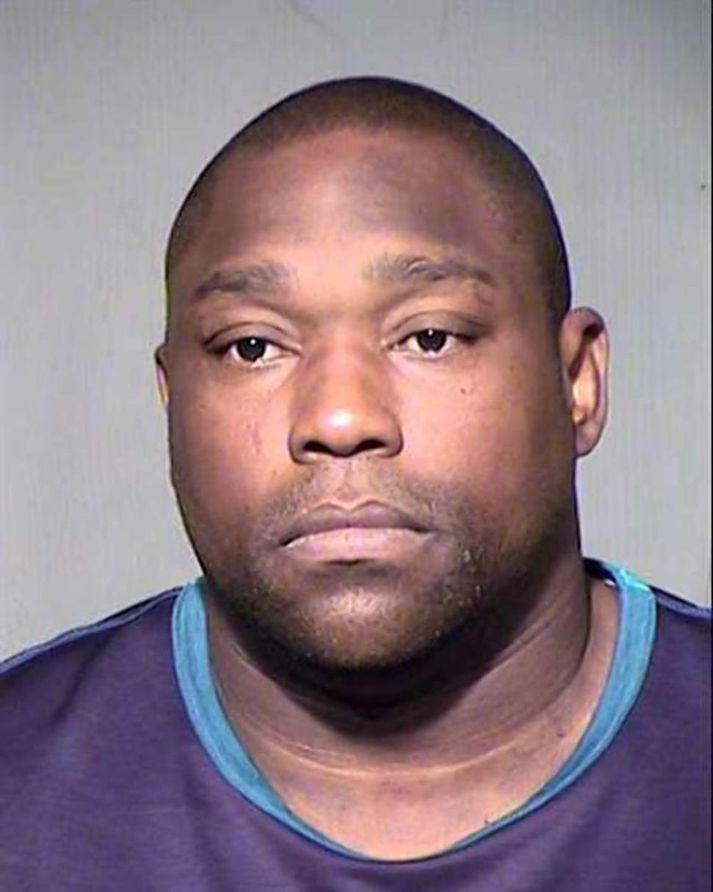 Fangelsismyndin af Warren Sapp. Hann er atvinnulaus í dag.