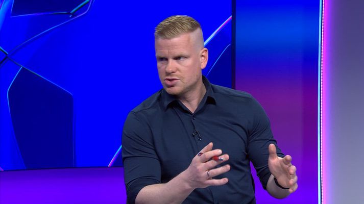 Baldur Sigurðsson var alls ekki hrifinn af ákvörðun Pep Guardiola í gær þegar hann gjörbreytti byrjunarliði Manchester City.