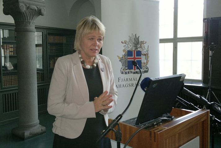 Oddný Harðardóttir kynnir fjárlagafrumvarpið á blaðamannafundi.