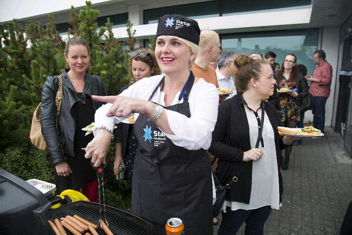 Ragnheiður Elín Árnadóttir viðskiptaráðherra og grillmeistari var með í gleðinni hjá Startup Reykjavík í fyrrasumar.