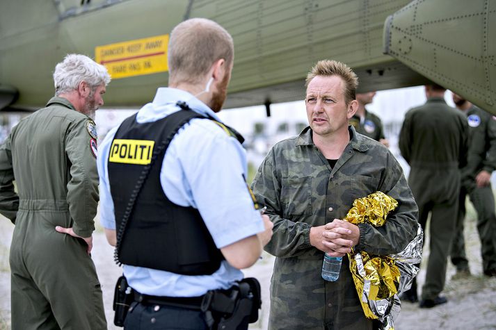 Fyrstu orð Peter Madsen við fjölmiðla og lögreglu eftir að hann kom á land benda til að hann hafi sýnt spurningum um sænsku blaðakonuna lítinn áhuga.