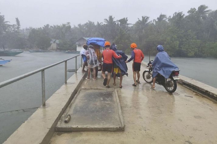 Neyðarástandi hefur verið lýst yfir á Filippseyjum. 