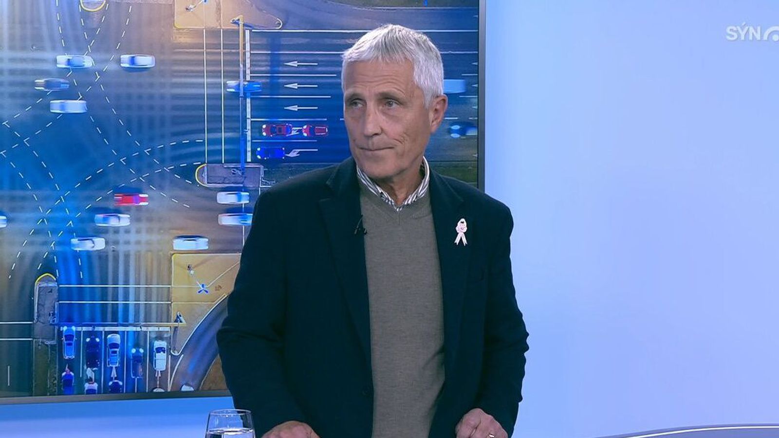 Höfðar til á­byrgðar olíu­fé­laga og segir verðið nú þegar ó­eðli­legt