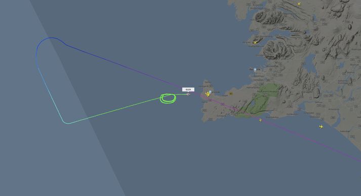 Flug GLEX kemur inn til lendingar á Keflavíkurflugvallar