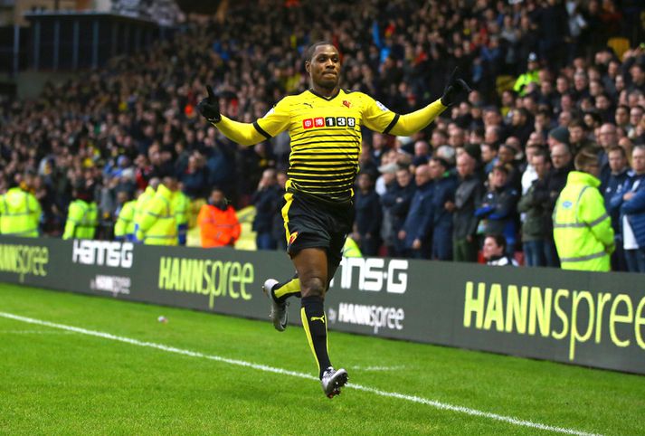 Ighalo fagnar marki í leik með Watford.