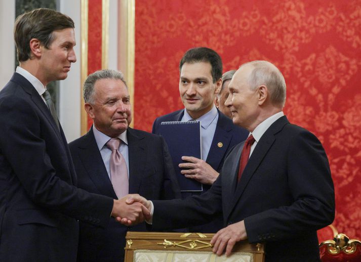 Vladímir Pútin Rússandsforseti bauð Jared Kushner tengdason Bandaríkjaforseta velkominn á sinn fund í Moskvu í dag. 