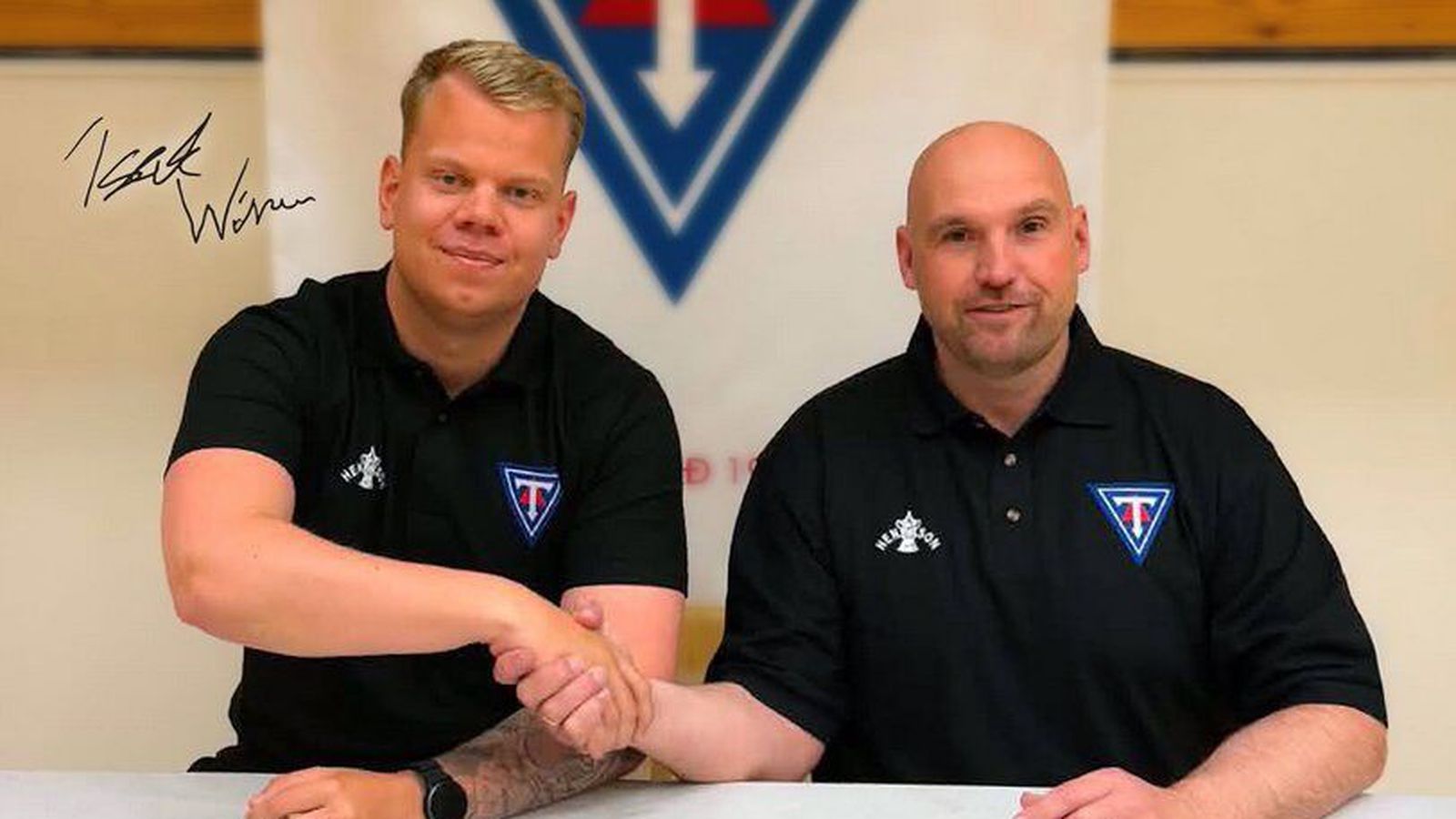 Stólarnir ráða Ísak Wíum