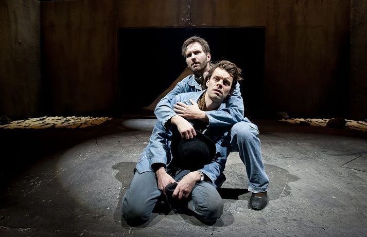 Tilnefningar til Grímuverðlaunanna voru opinberaðar í gær. Þeir Björn Thors og Hilmir Snær Guðnason eru báðir tilnefndir fyrir leik sinn í Heimsljósi. Fréttablaðið/HAG