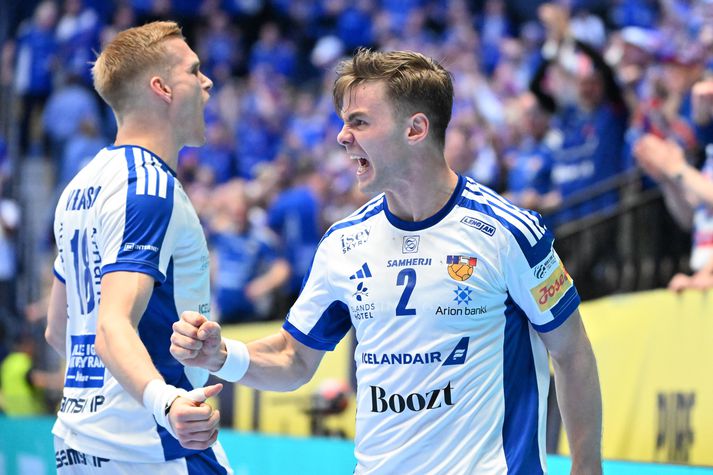 Ísland mætir Króatíu í fyrsta leik sínum í milliriðlum EM í handbolta klukkan hálf þrjú í dag. 