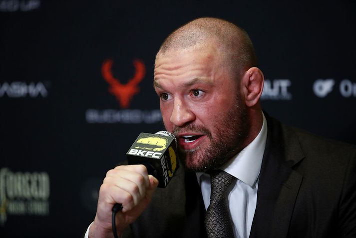 Hinn 37 ára gamli Conor McGregor verður í banni fram í mars á næsta ári.