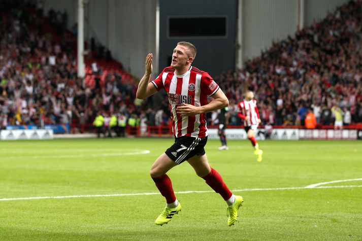 Lundstram fagnar eftir að hafa skorað fyrsta mark Sheffield United á heimavelli í ensku úrvalsdeildinni í tólf ár.