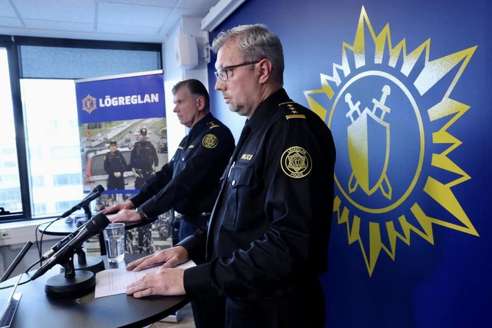 Sveinn Ingiberg Magnússon, szef policji z Prokuratury Okręgowej i  Grímur Grímsson, szef policji z Komendy Stołecznej