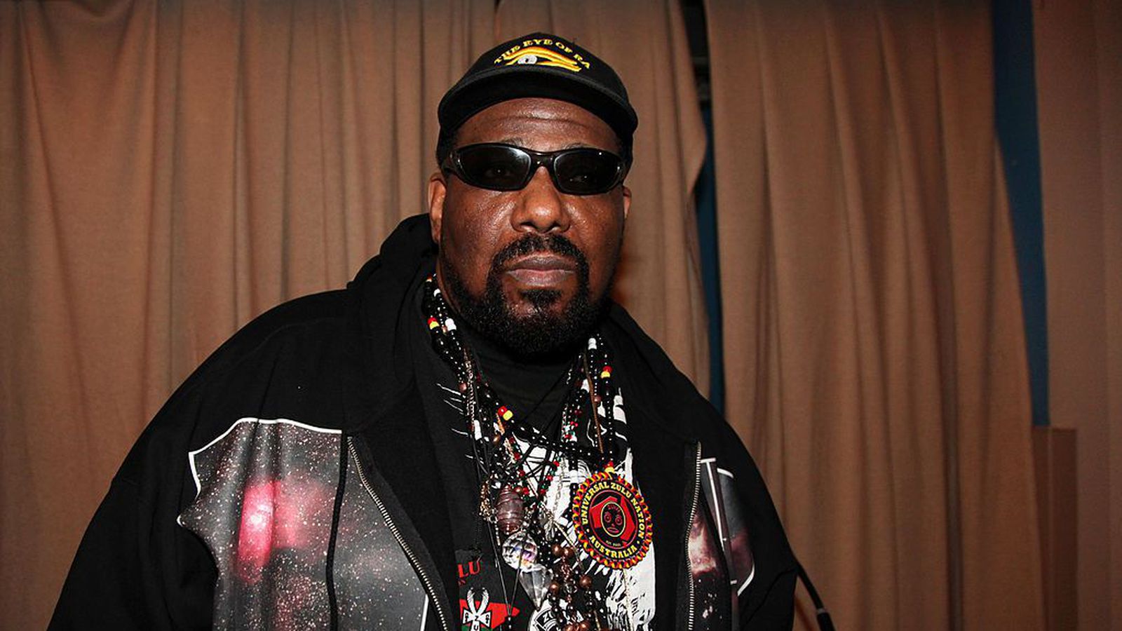 Um­deildi braut­ryðjandinn Afrika Bambaataa allur