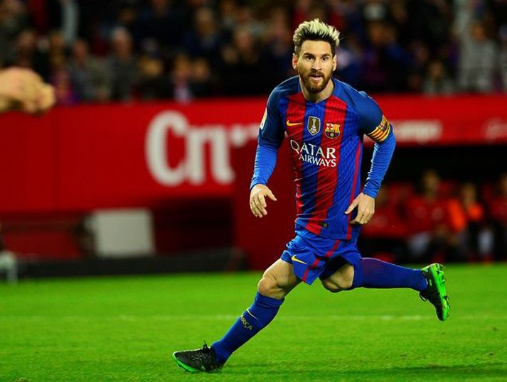 Lionel Messi skoraði og lagði upp í kvöld.