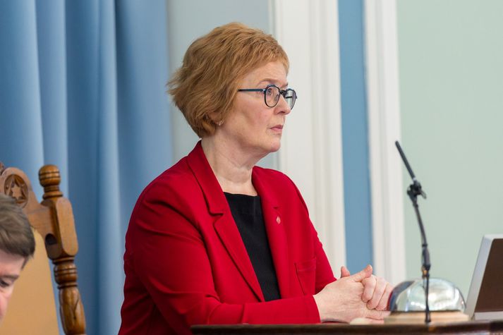Þórunn Sveinbjarnardóttir, forseti Alþingis, fundaði með þingflokksformönnum í kvöld. 