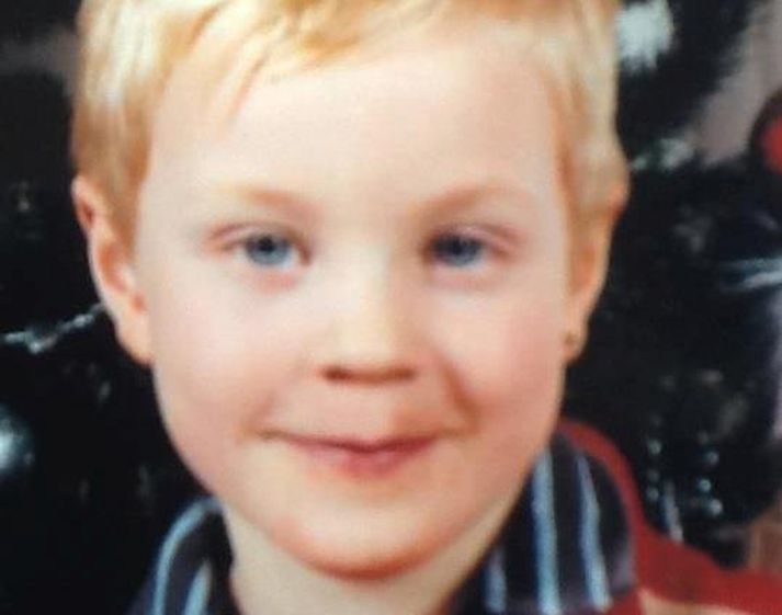 Jónatan er sex ára gamall.