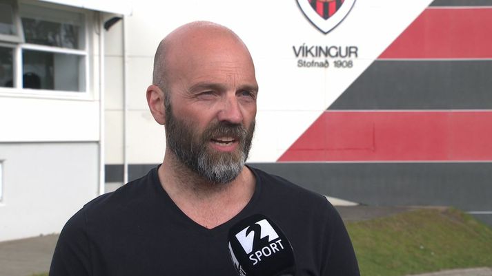 Arnar Gunnlaugsson hefur trú á því að Víkingar komist í næstu umferð í Meistaradeild Evrópu.