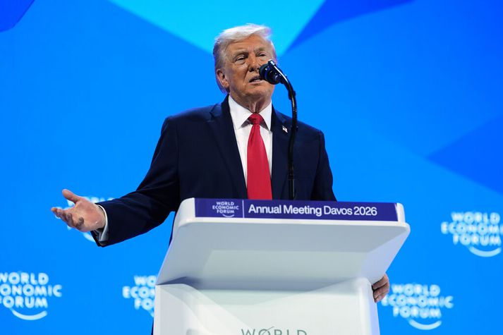 Trump fer yfir málin í ræðu sinni í Davos.