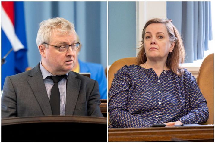 Bjarni kennir starfsfólki matvælaráðuneytisins um styttingu strandveiðitímabilsins en hvetur ráðherra til að breyta ákvörðuninni.