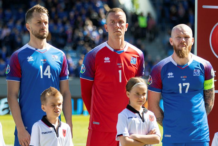 Kári, Hannes og Aron Einar eru á sínum stað í byrjunarliðinu.